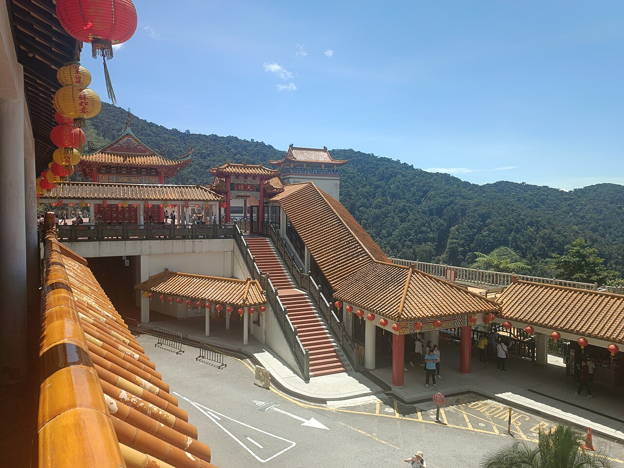 Chin Swee Caves Temple — image 1