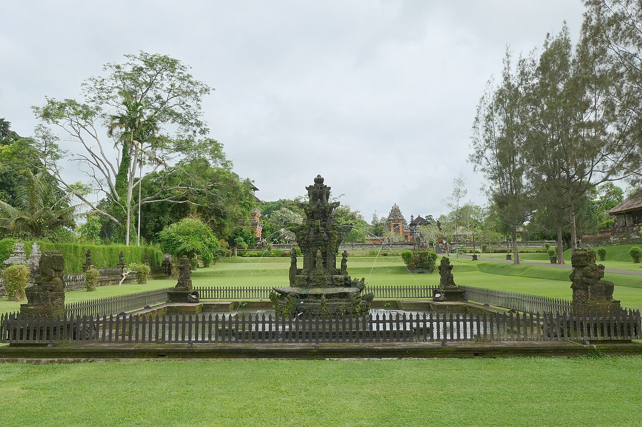 Pura Taman Ayun