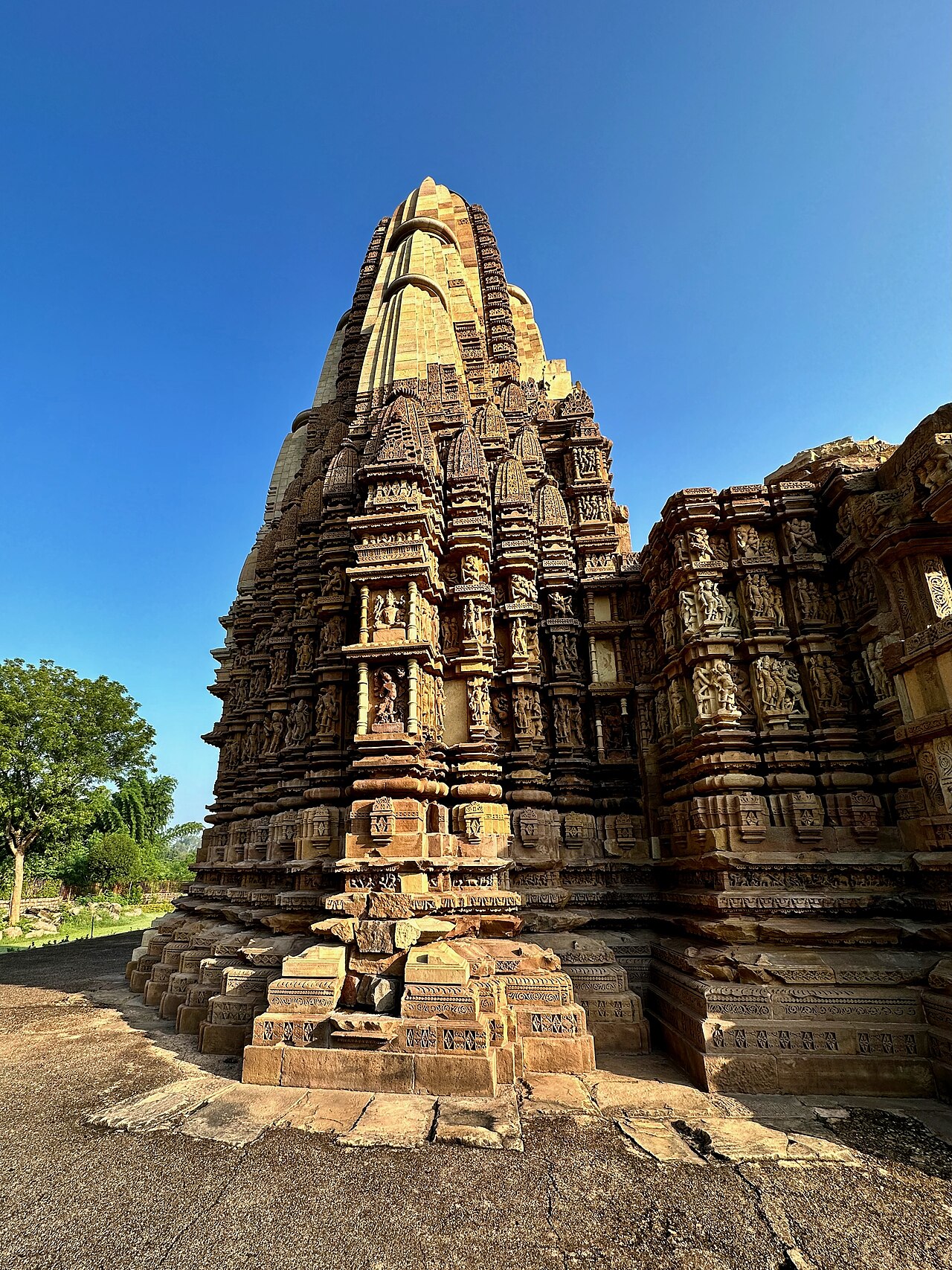 Duladeo Temple — image 2