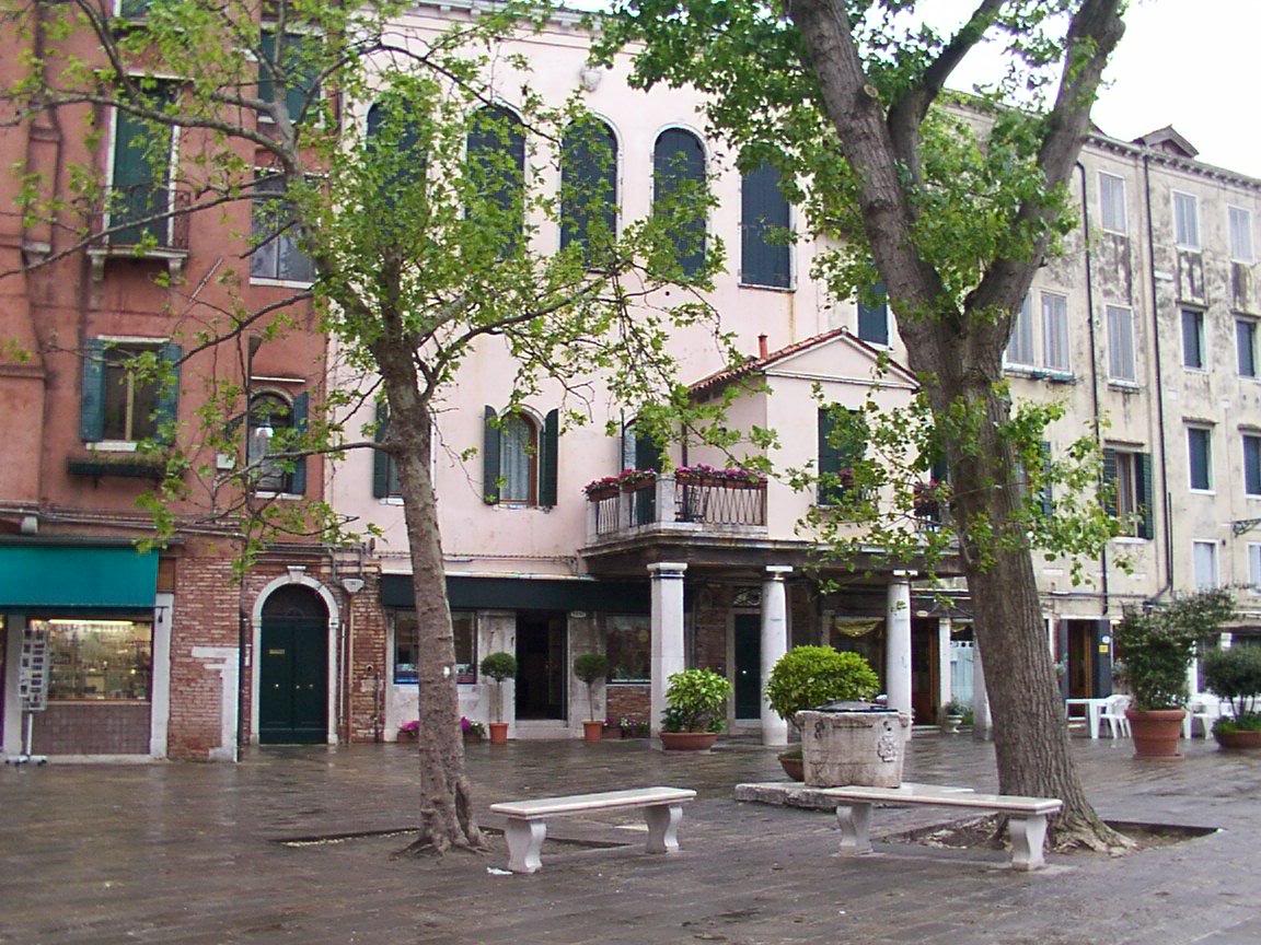 Italian Synagogue — image 4