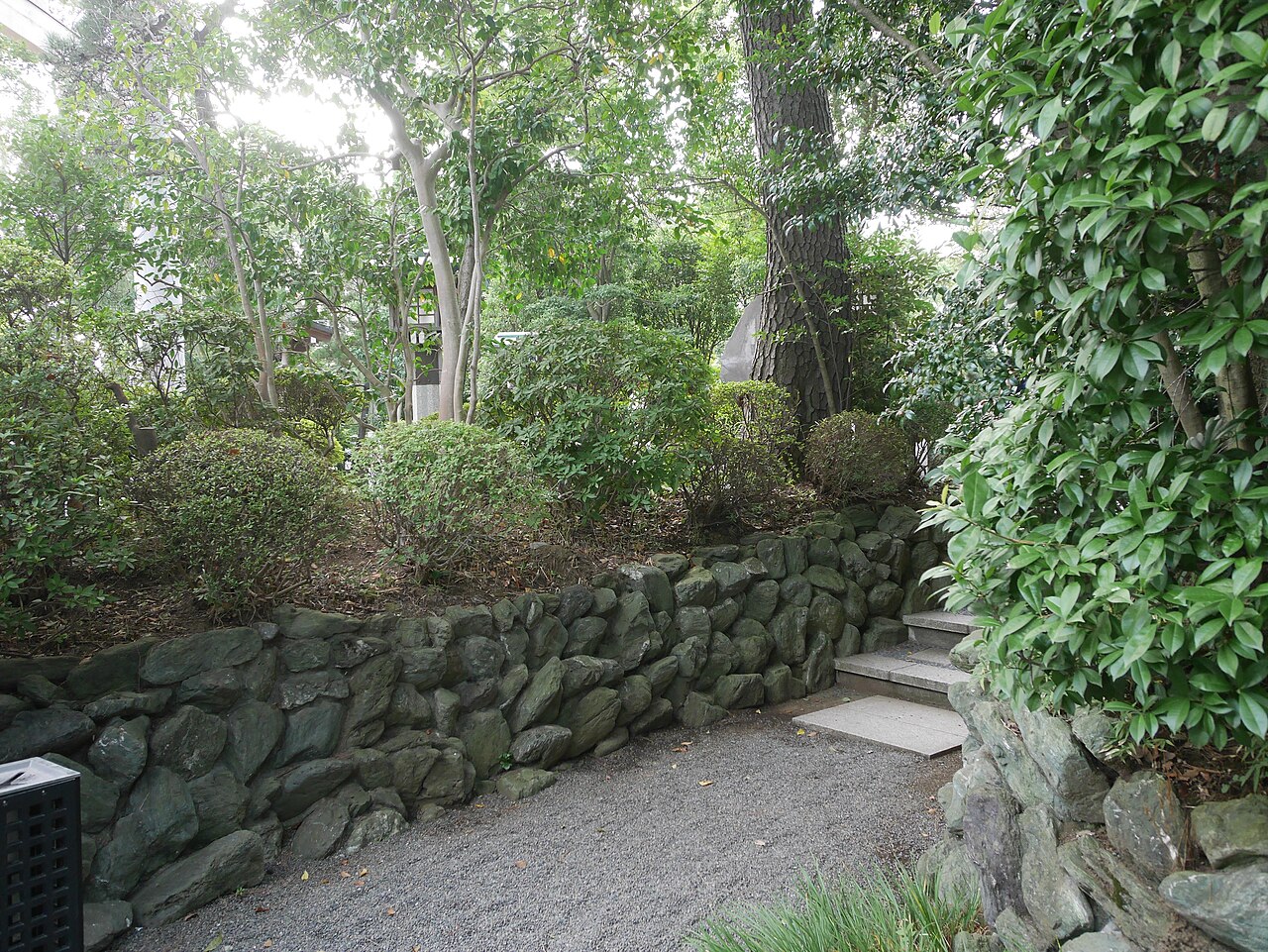 Samukawa Shrine