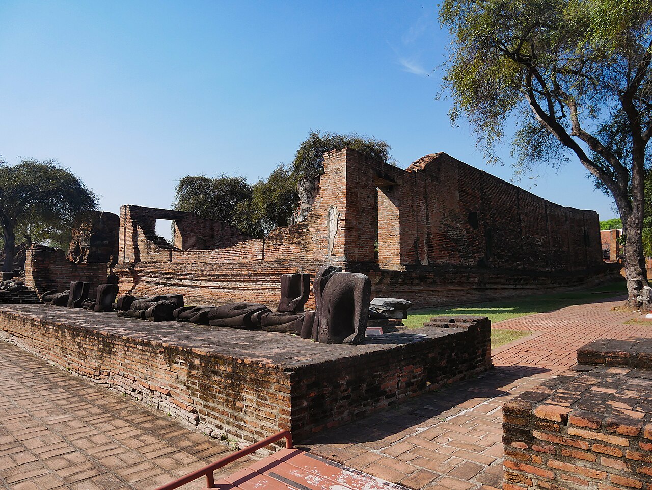 Wat Ratchaburana — image 5