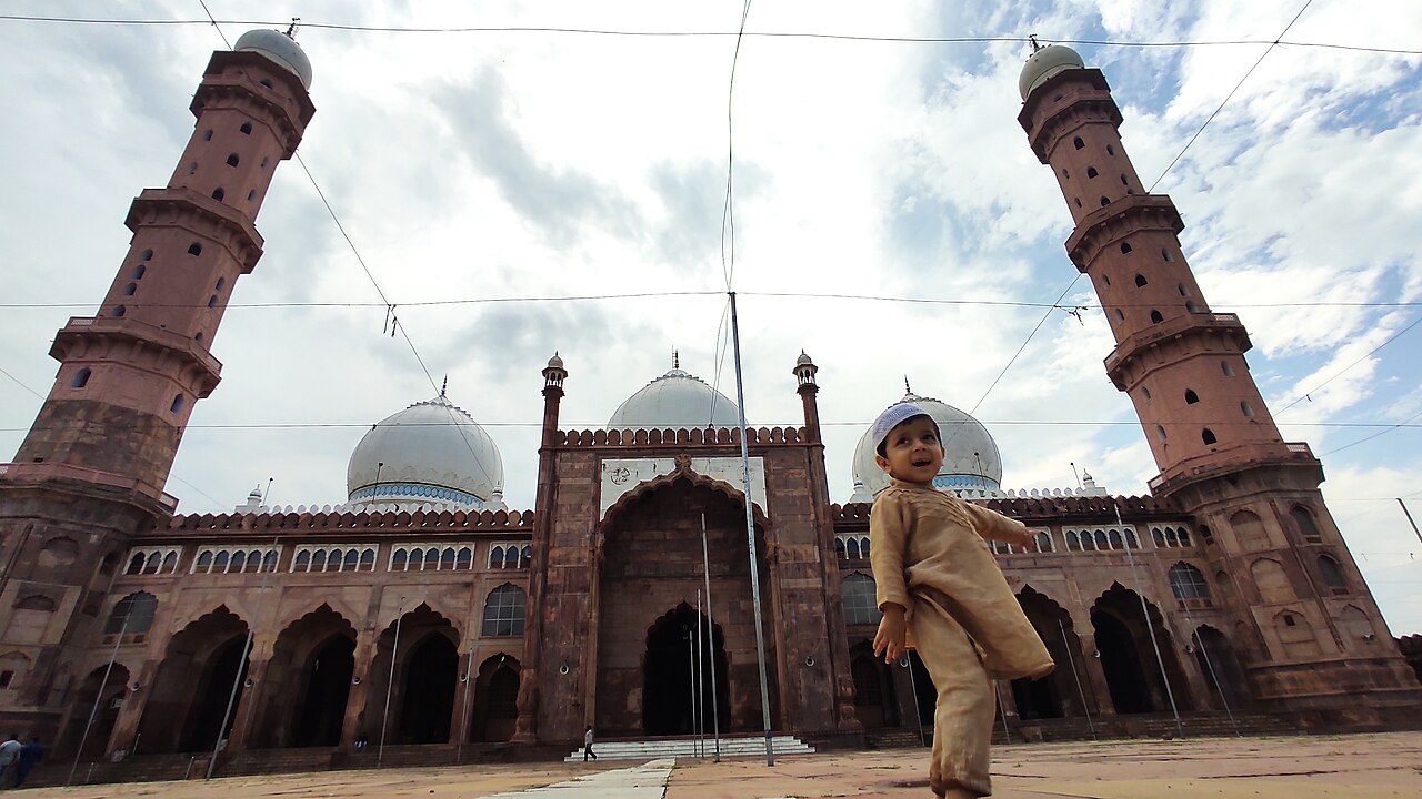 Taj-ul-Masajid — image 3