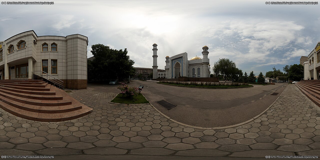 Central Mosque (Almaty)