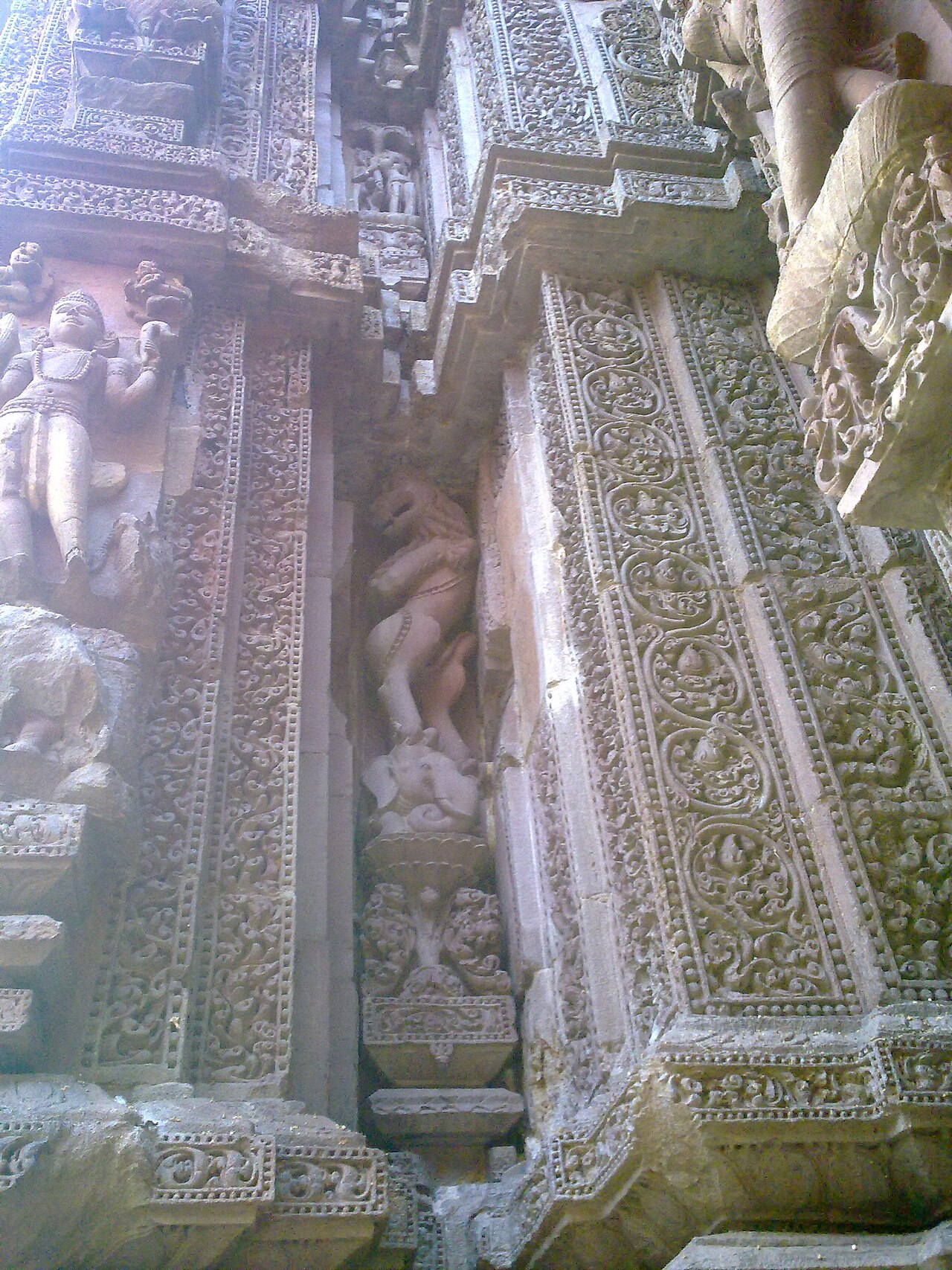 Rajarani Temple — image 2