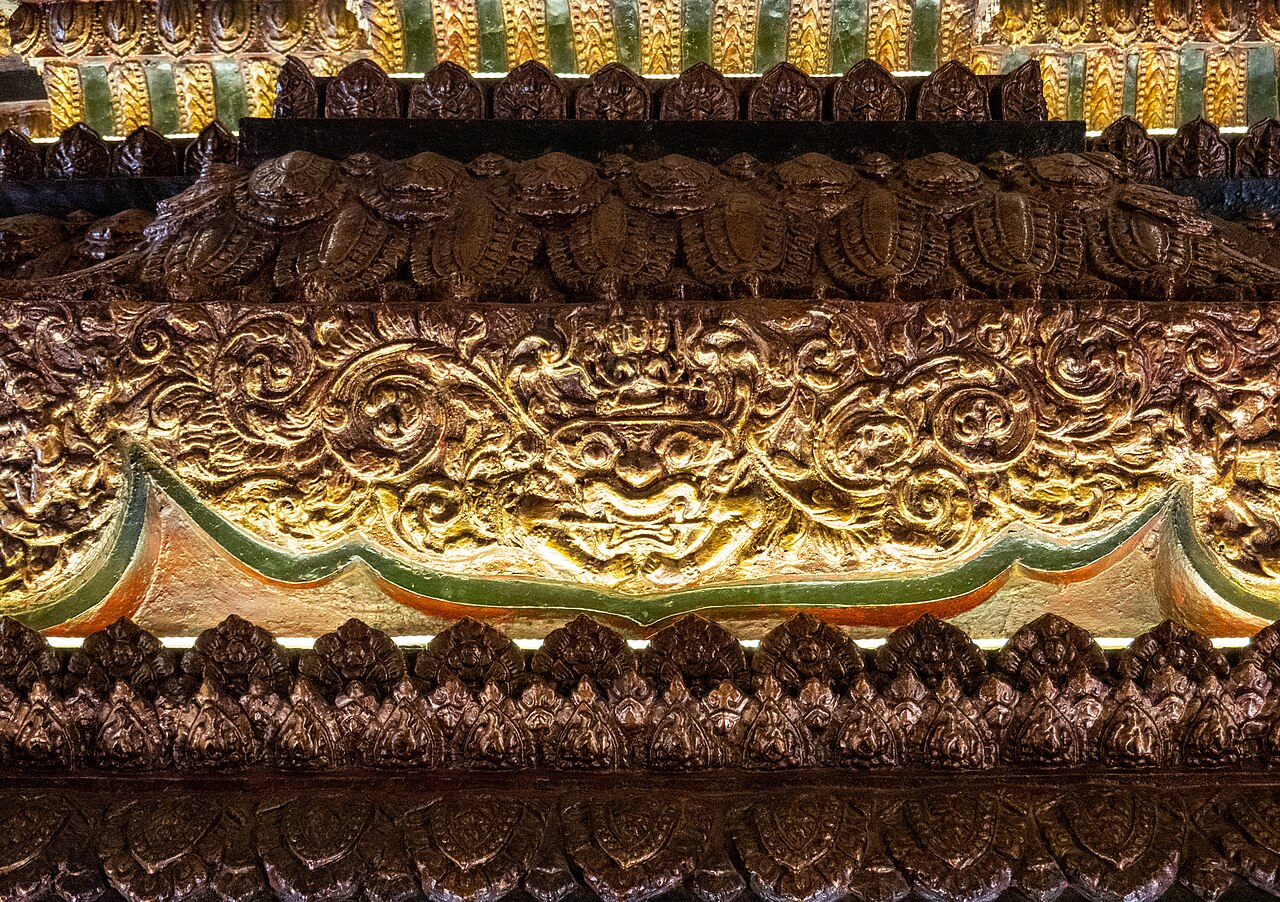 Wat Phnom — image 5