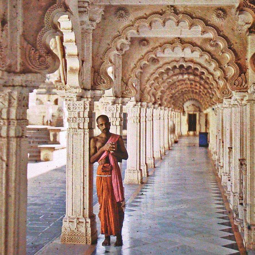 Hutheesing Jain Temple — image 5