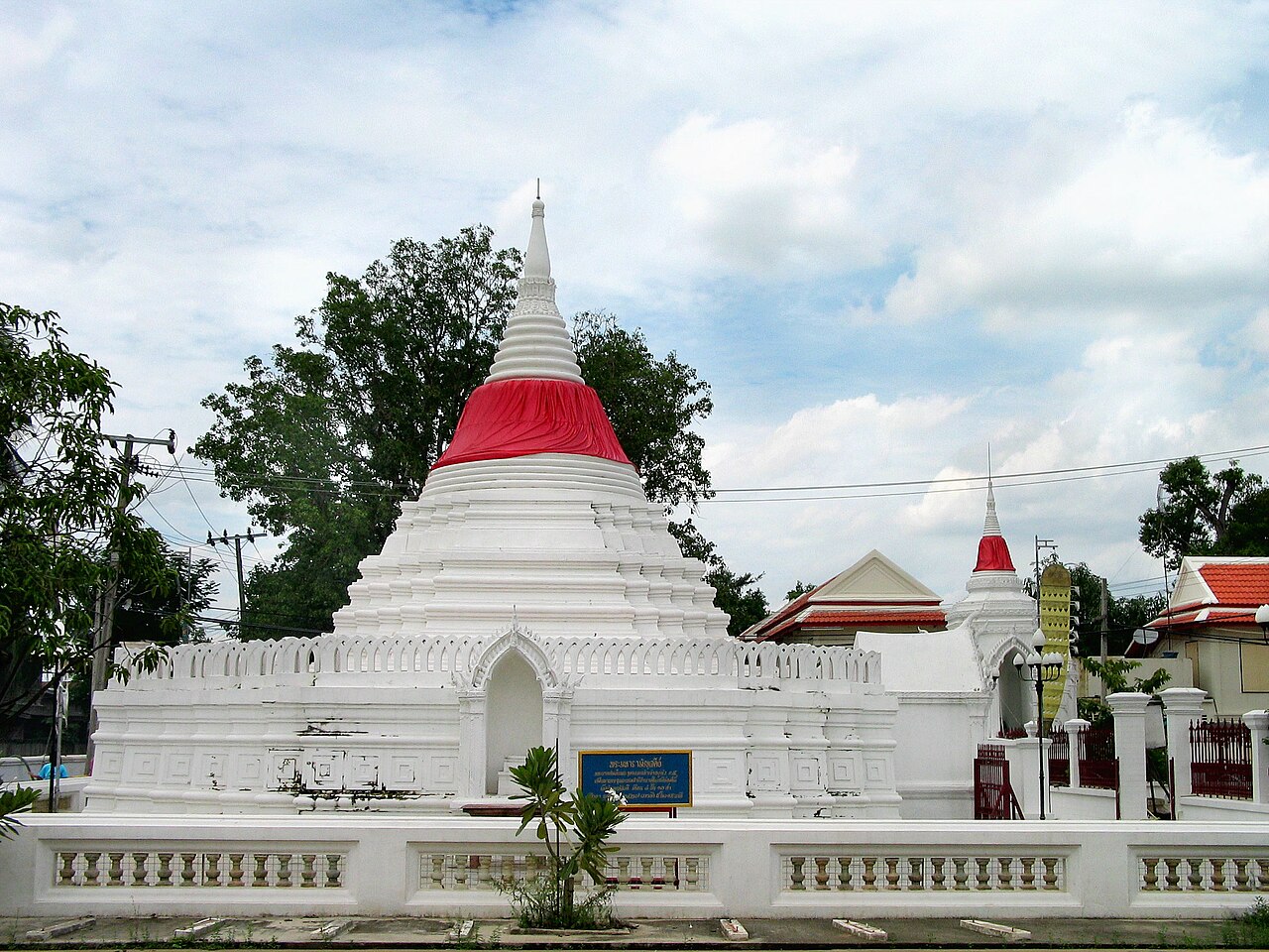Wat Paramaiyikawat — image 3