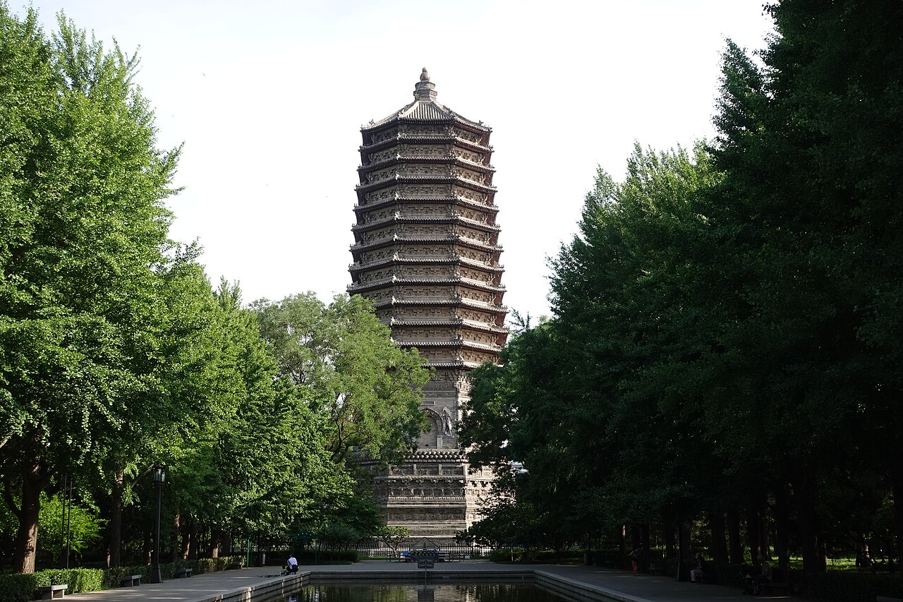 Pagoda of Cishou Temple — image 1