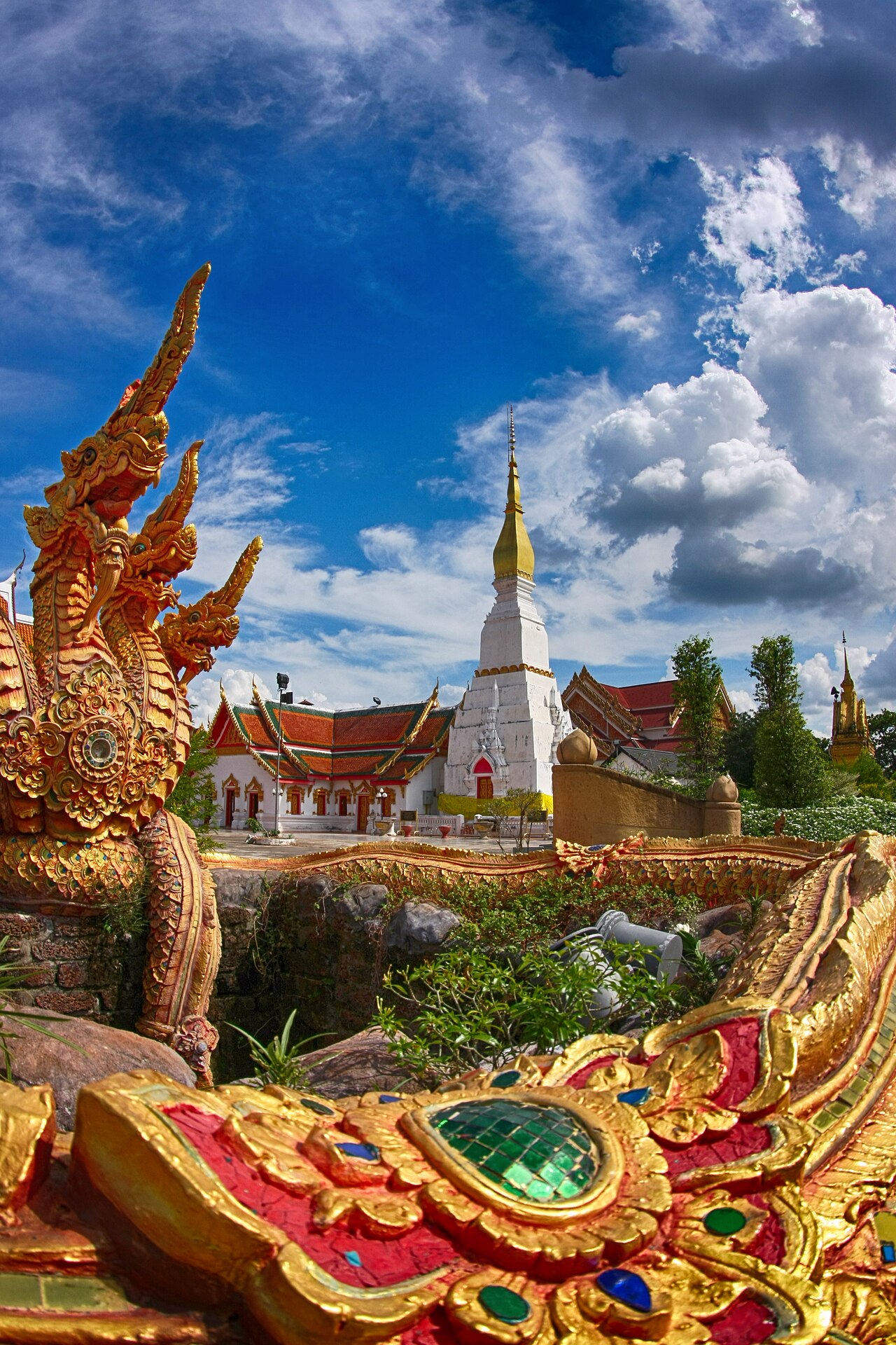 Wat Phra That Choeng Chum — image 4