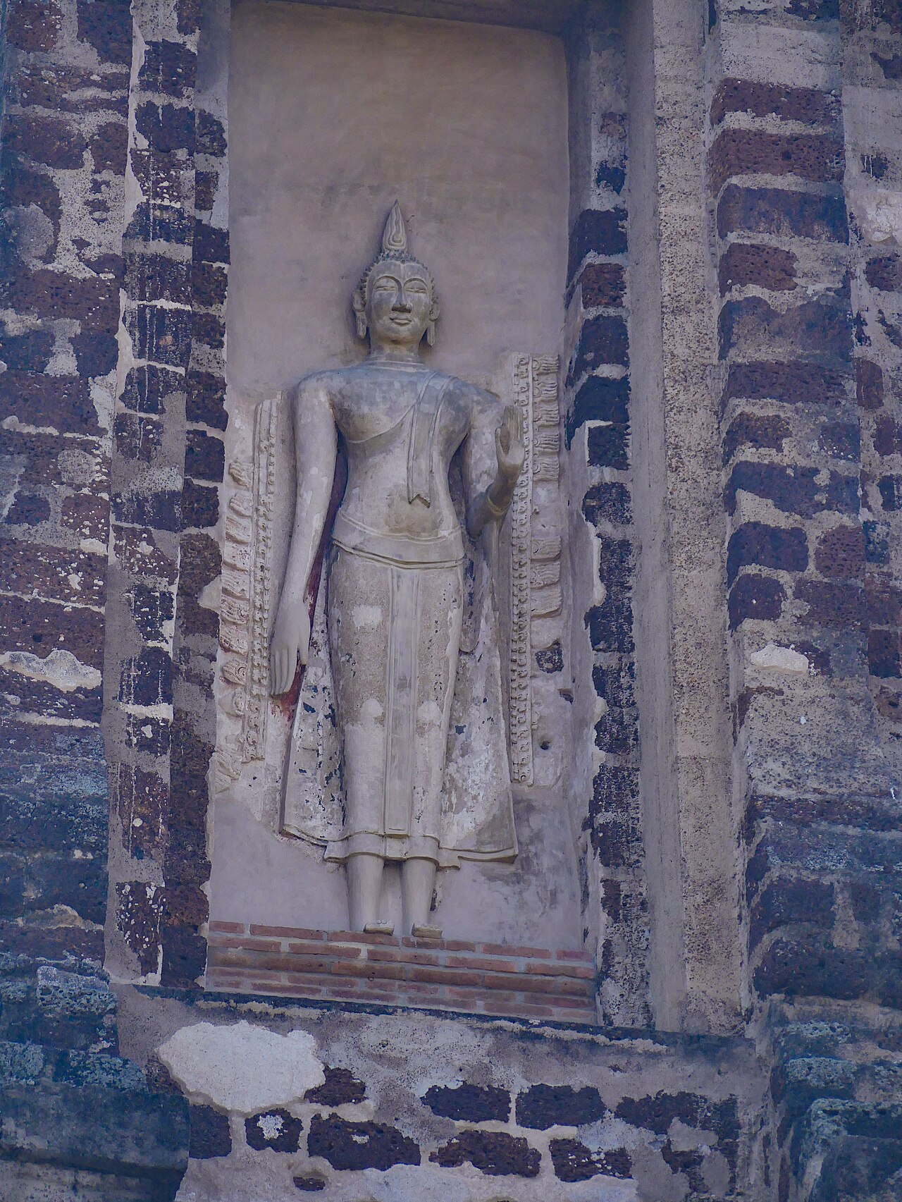Wat Ratchaburana — image 3