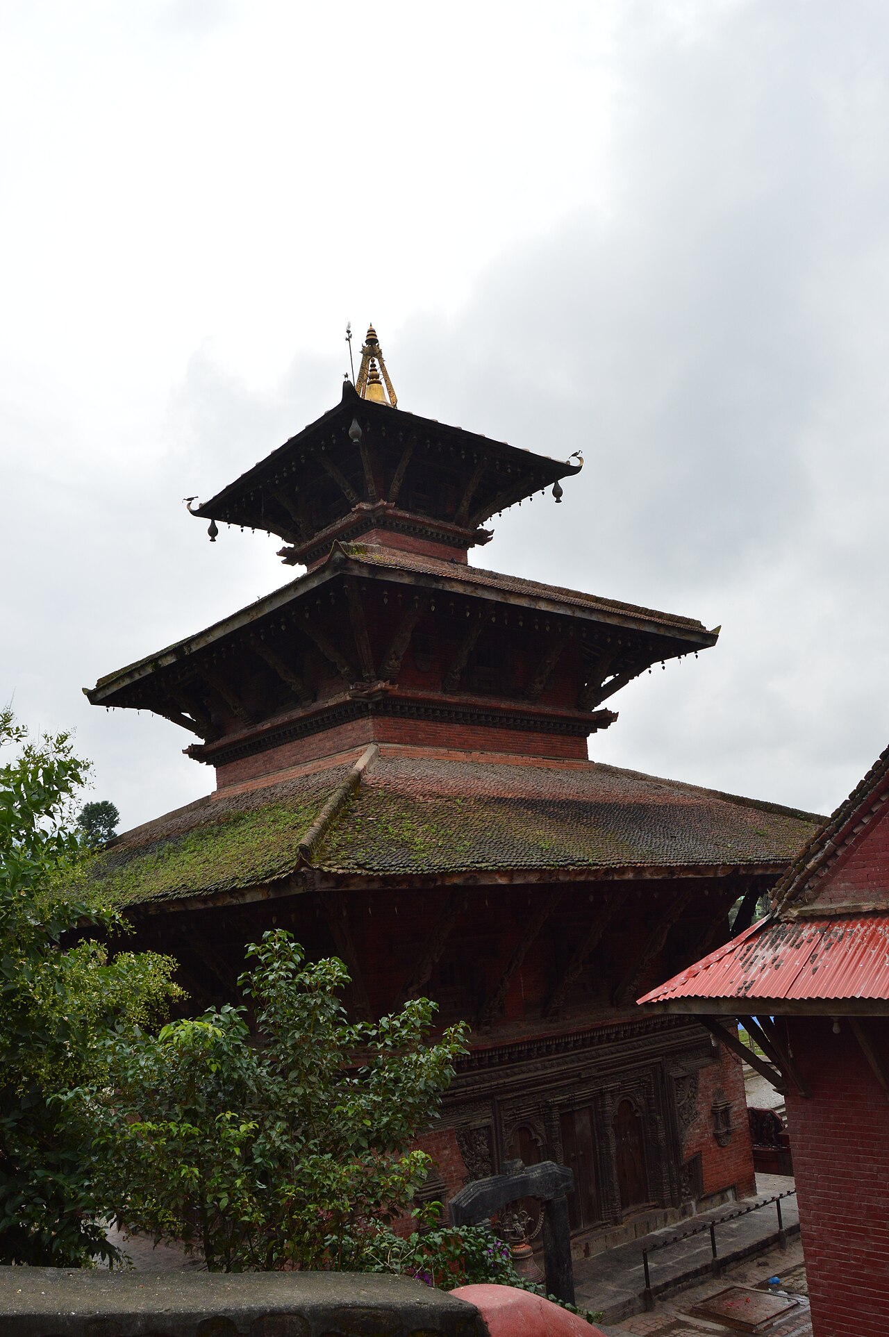 Gokarneshwor Mahadev temple — image 3