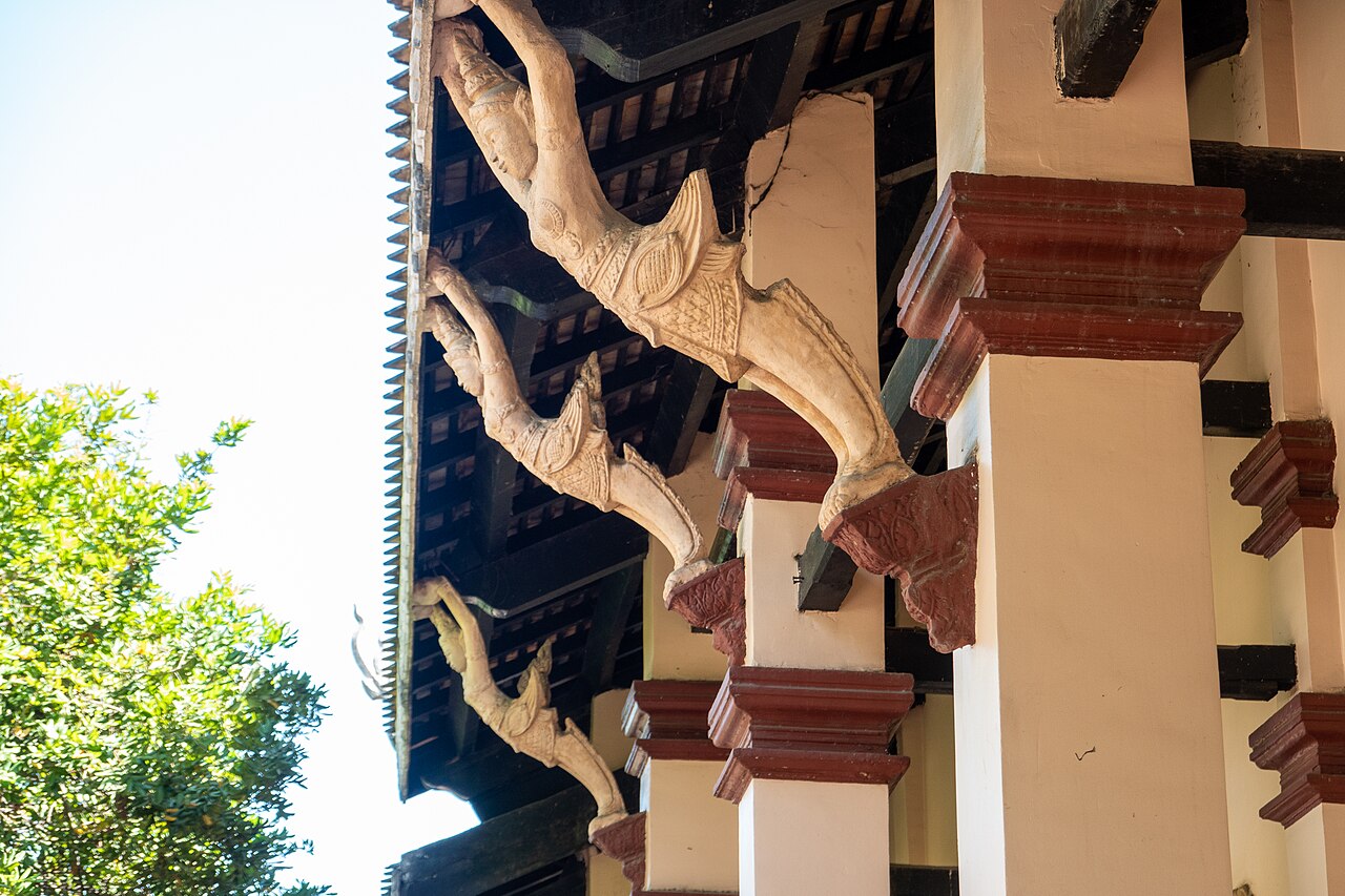Wat Phnom — image 2