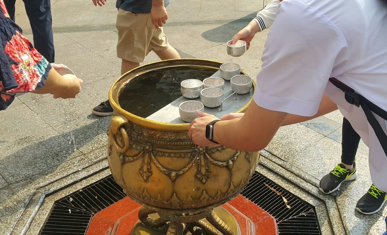 Erawan Shrine — image 3
