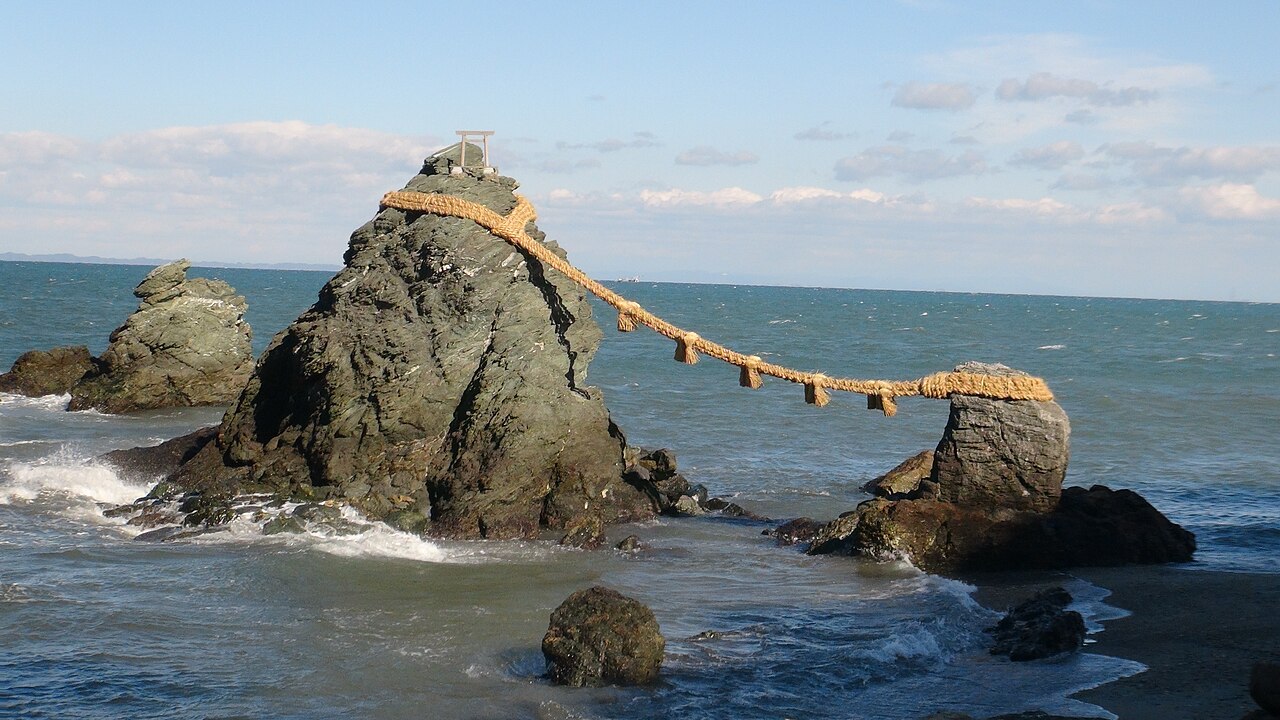 Meoto Iwa