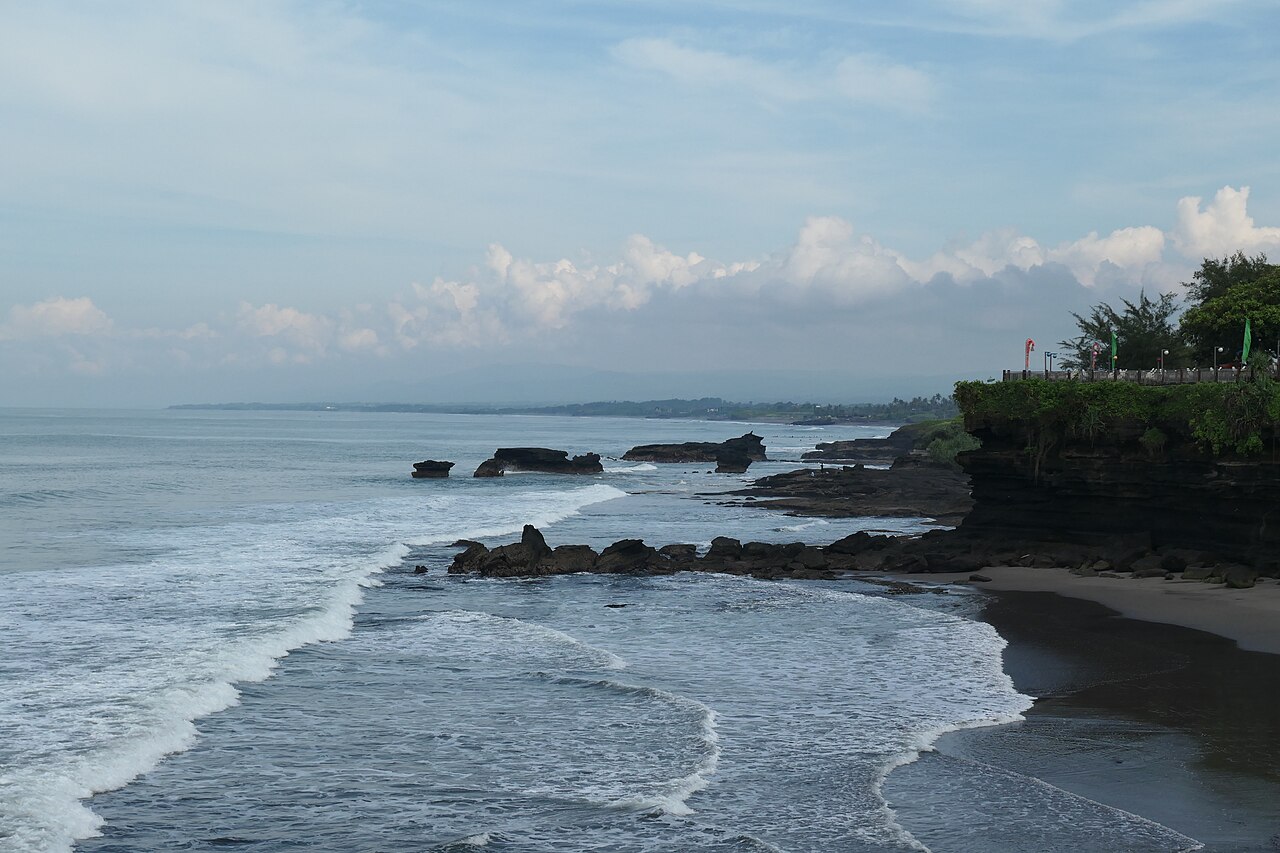 Tanah Lot — image 4