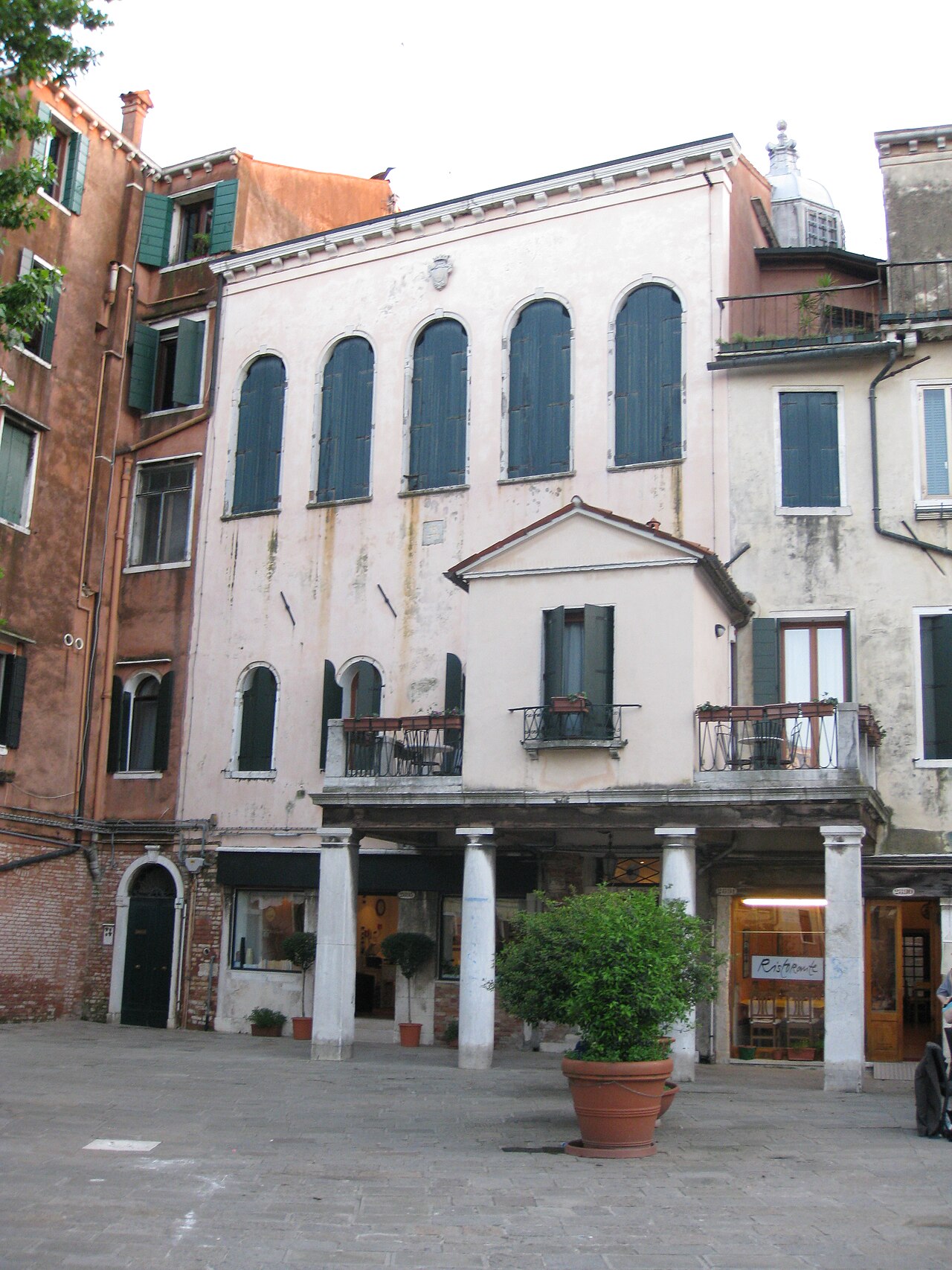Italian Synagogue