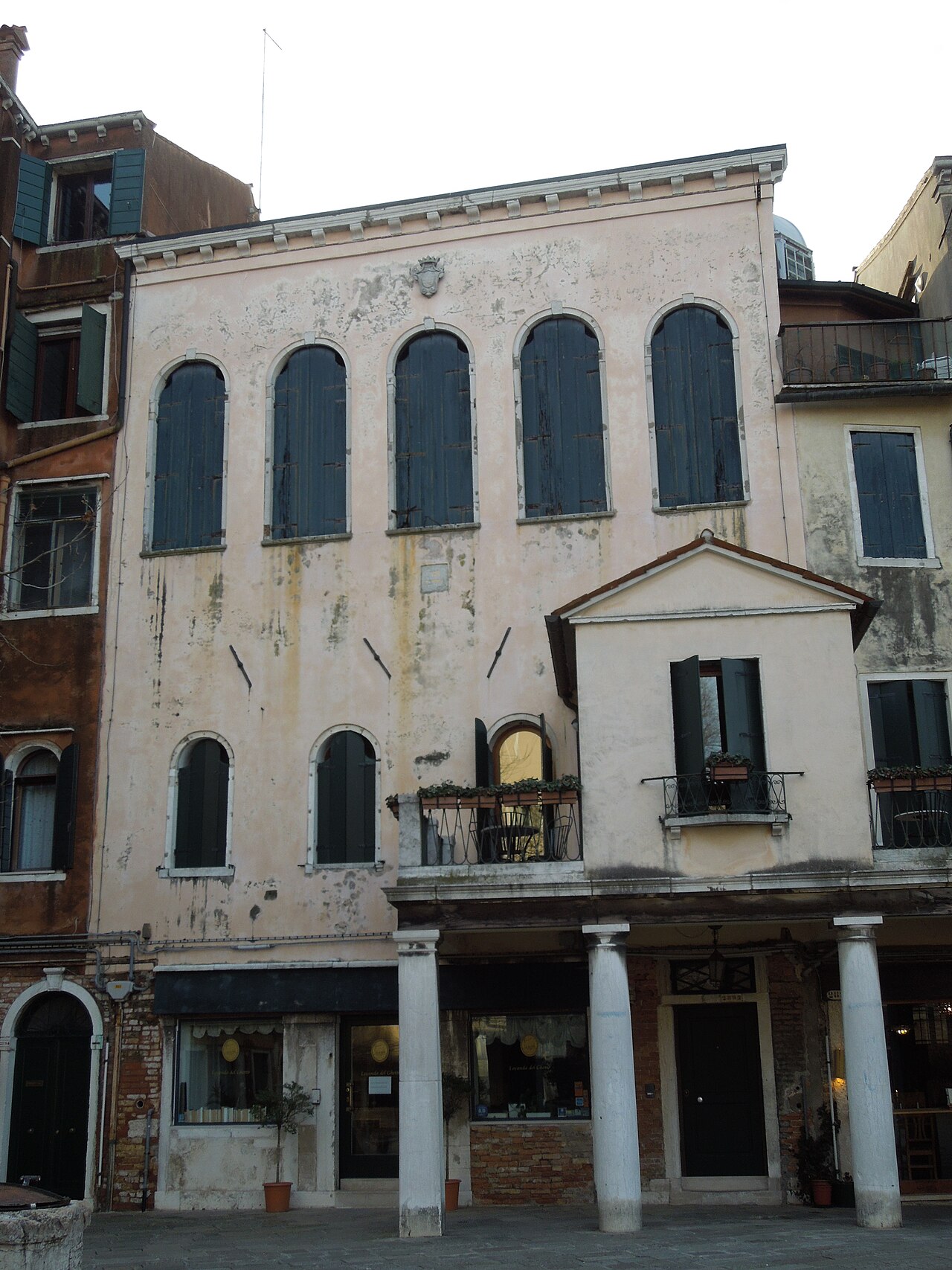 Italian Synagogue — image 2