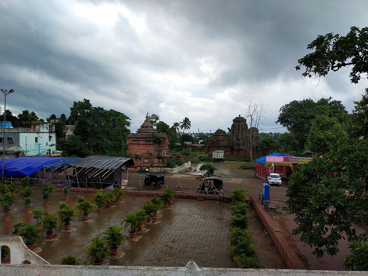 Suka Temple — image 3