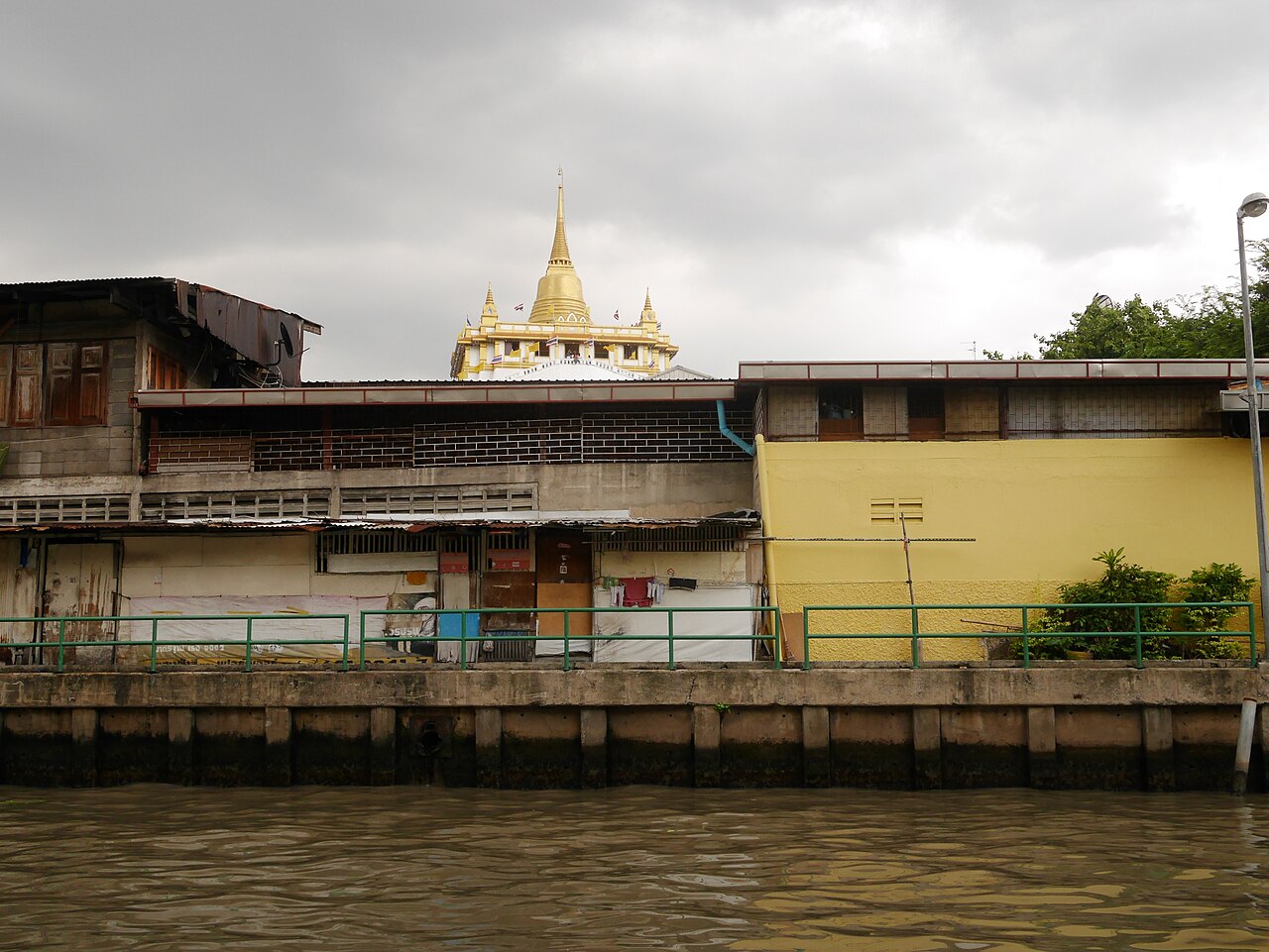 Wat Saket