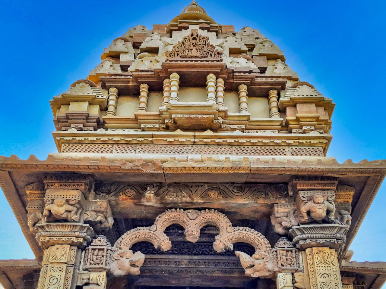 Javari Temple, Khajuraho — image 3