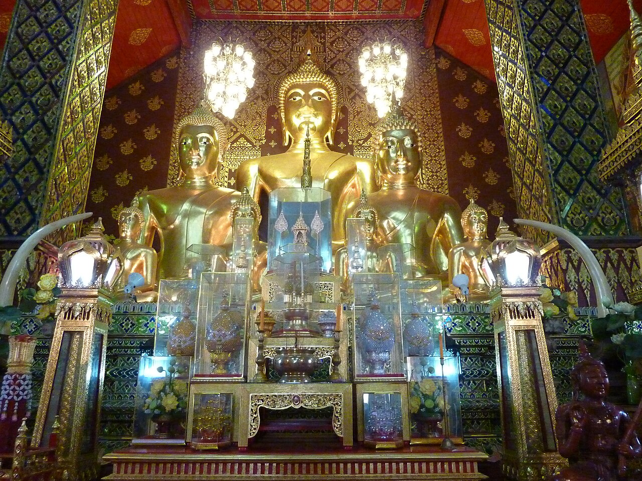 Wat Phra That Hariphunchai