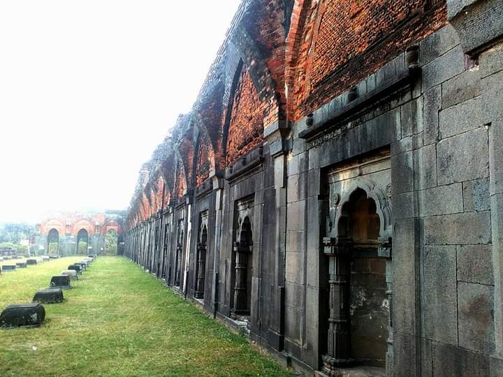 Adina Mosque