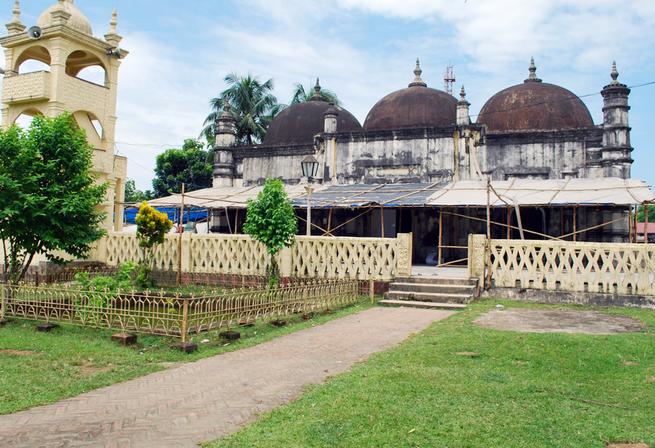 Panbari Mosque — image 3