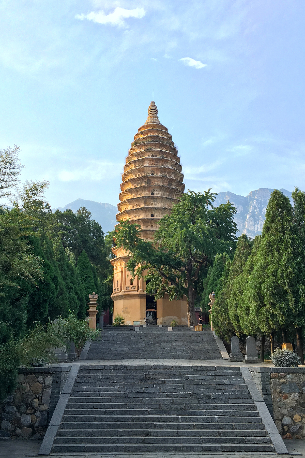 Songyue Pagoda — image 2