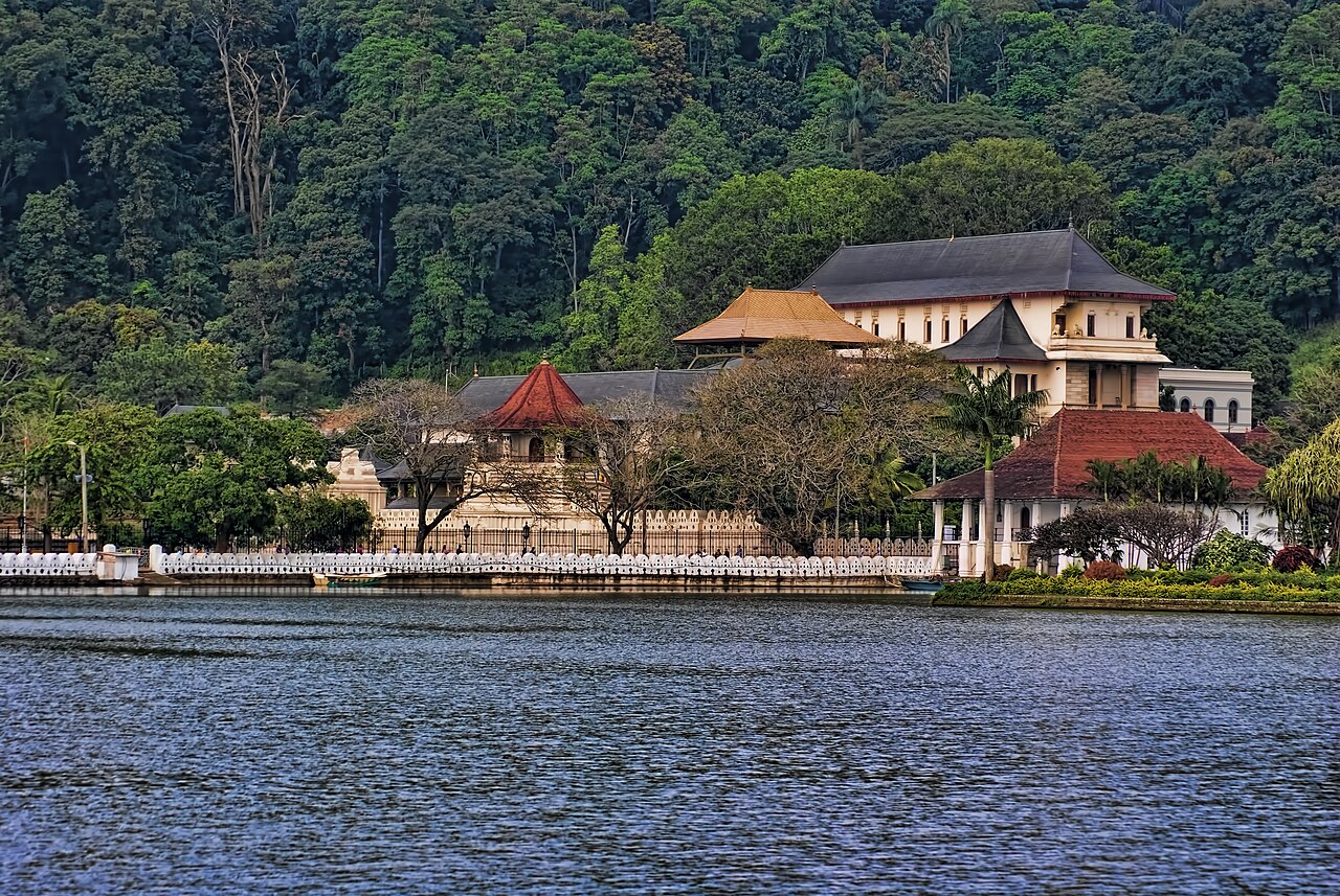 Temple of the Sacred Tooth Relic
